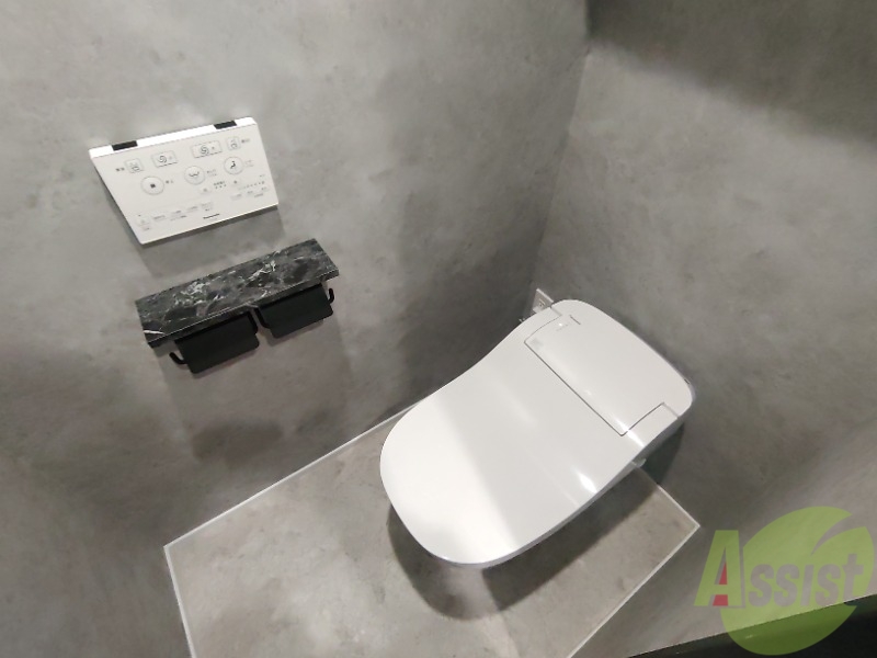 トイレ　トイレは綺麗でウォッシュレットも付いて快適にお使い頂けます。