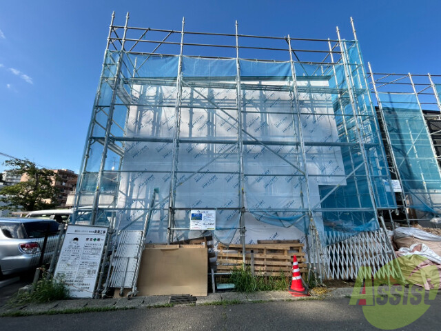 建物外観　青葉区国見「Ｇａｒａｇｅ　Ｖｉｌｌｅ　Ｓｈｉｖｅｒｅｓ　Ａ」