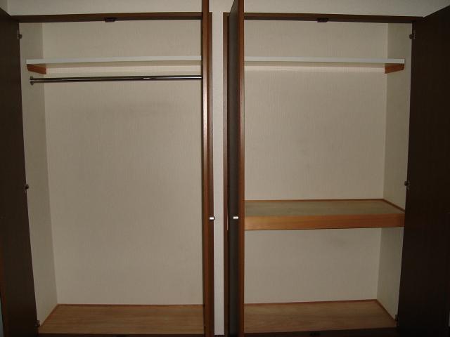 収納　クローゼット