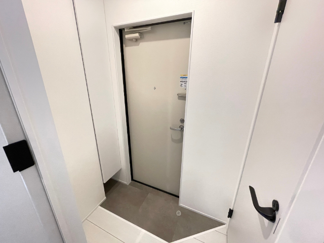 玄関　下駄箱付きの玄関です