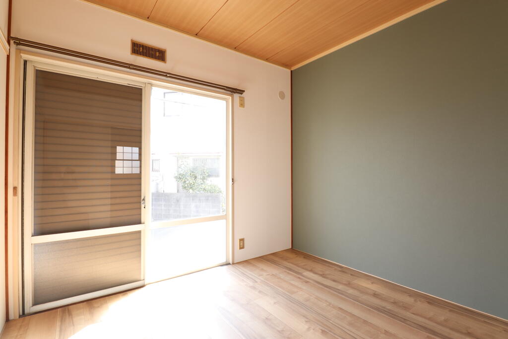 居室・リビング　日当たりの良いリビングです♪