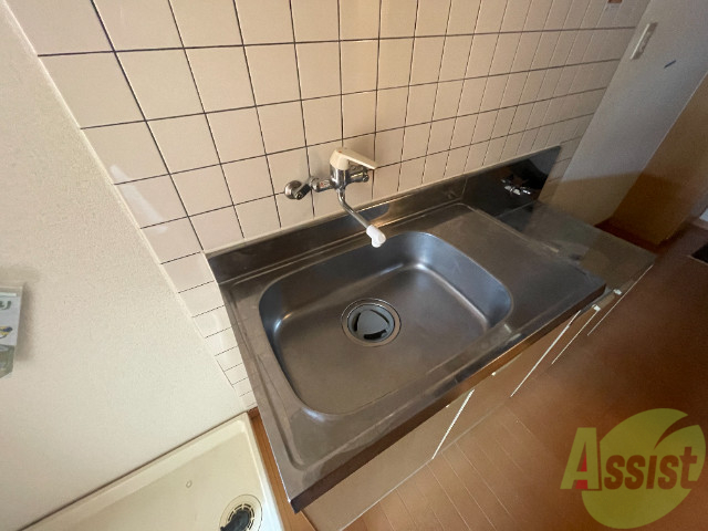 キッチン　キッチンです。一人暮らしには丁度い大きさです。