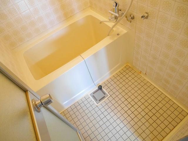 バス・シャワールーム　浴室