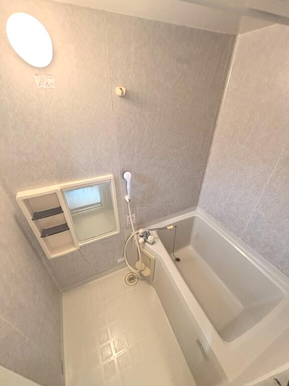 バス・シャワールーム　同タイプの別部屋