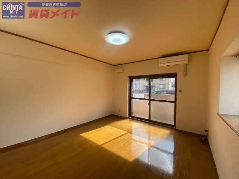 居室・リビング　別部屋参考写真