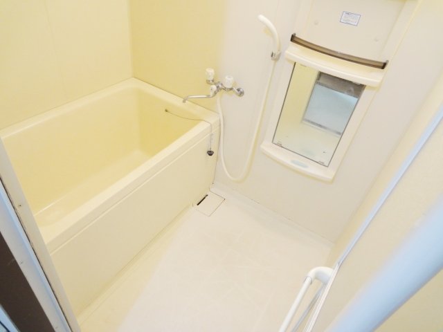 バス・シャワールーム　同物件別号室