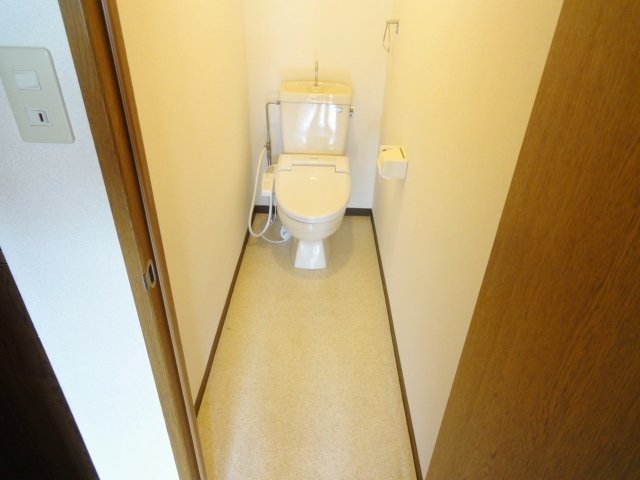 トイレ　同物件別号室