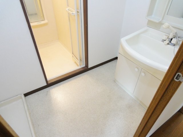 洗面設備　同物件別号室