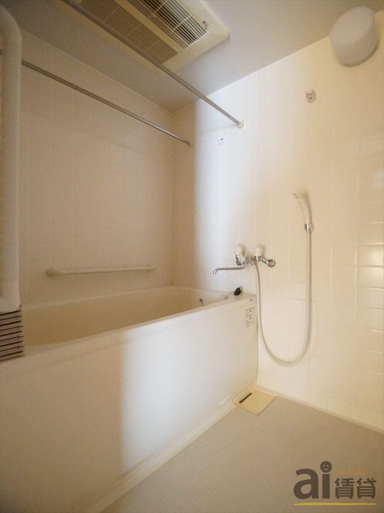 バス・シャワールーム　洗面