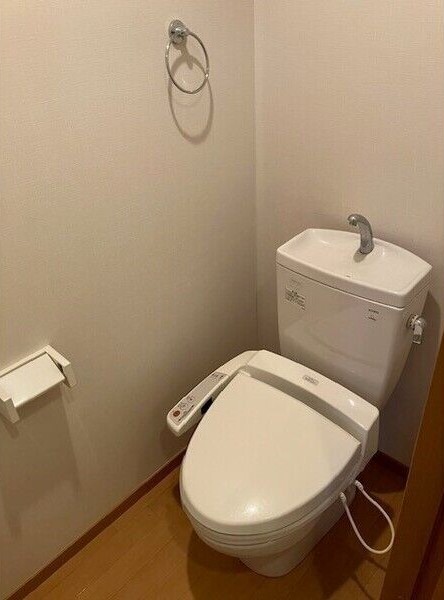 トイレ　トイレは小まめにお掃除していつもさわやか