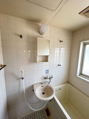 洗面設備　洗面所です