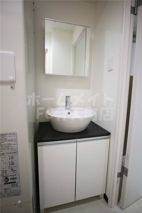 洗面設備　脱衣スペースもあります