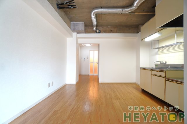 居室・リビング　洋室１６帖