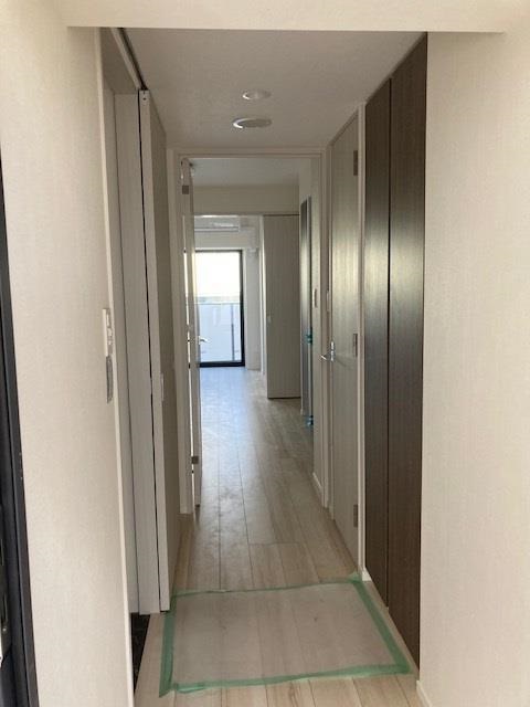 玄関　※反転タイプの写真を使用しています。