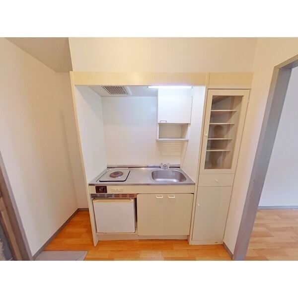 キッチン　★105号室、スマホカメラをかざしてお部屋をチェック!★