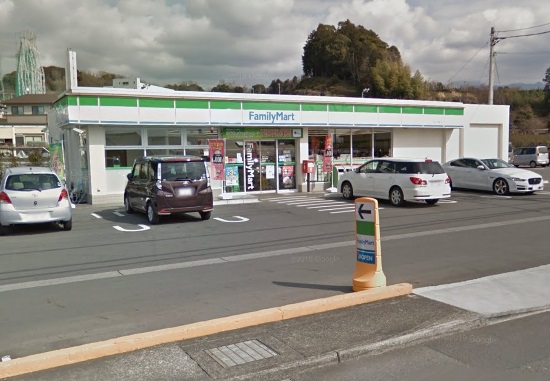 コンビニ　ファミリーマート大渕久保町店（コンビニ）まで888m