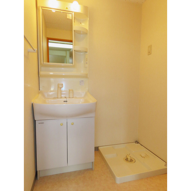 洗面設備　独立洗面化粧台付き