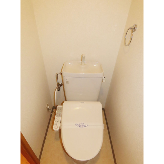 トイレ　コンパクトで使いやすいトイレです