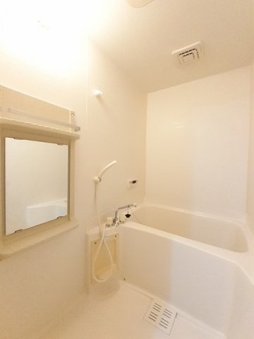 バス・シャワールーム　日々の暮らしに欠かせないお風呂です