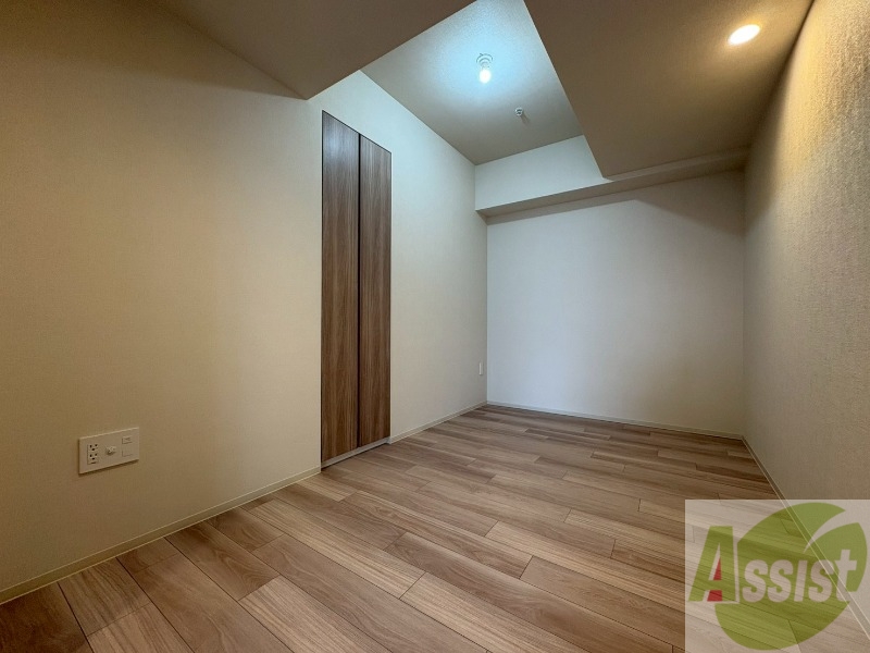 その他部屋・スペース　こちらのお部屋は光が差し込む、温かみのあるお部屋です。