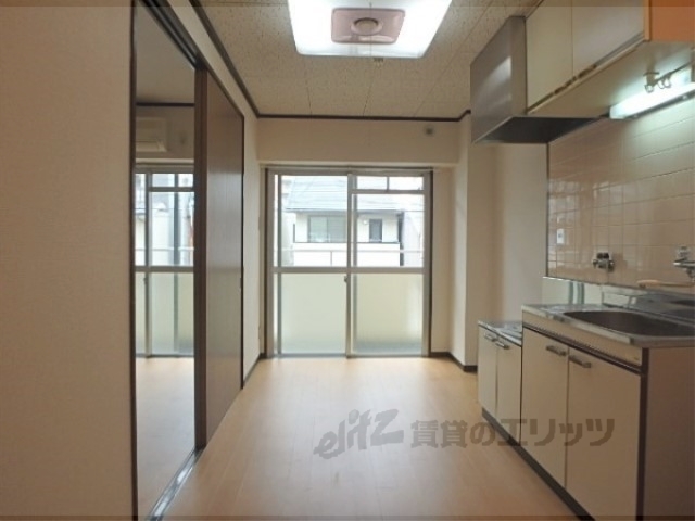 居室・リビング　居室