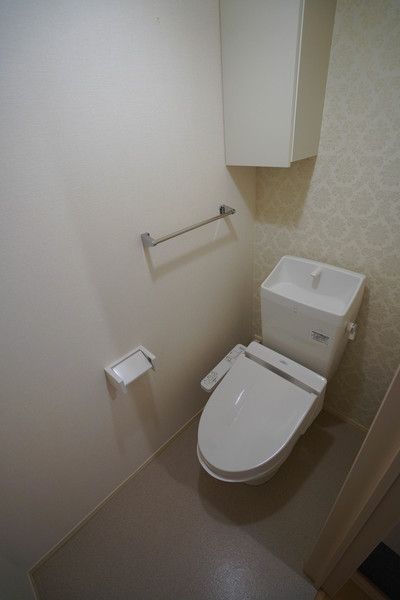 トイレ　同じ建物の別なお部屋