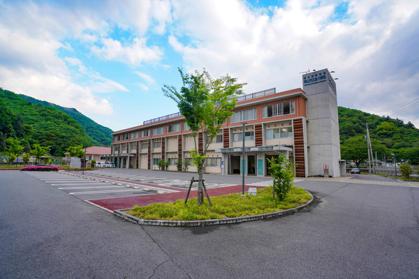 病院　国立病院機構岡山市立金川病院（病院）まで4007m