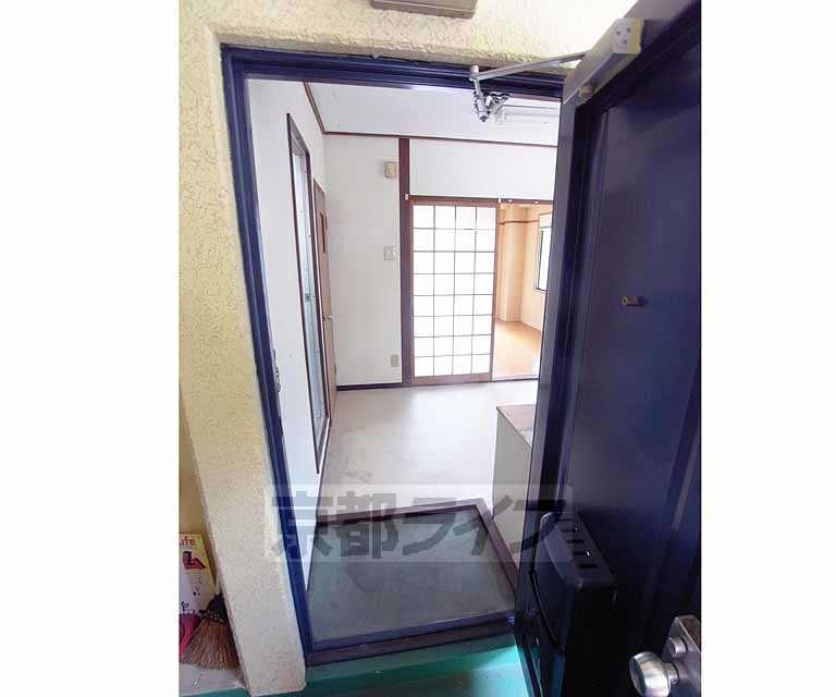 玄関　趣がありますね。