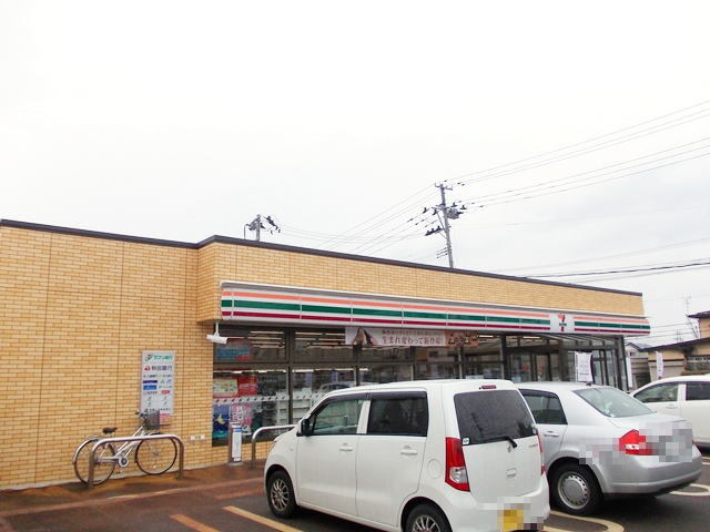コンビニ　セブンイレブン（コンビニ）まで400m