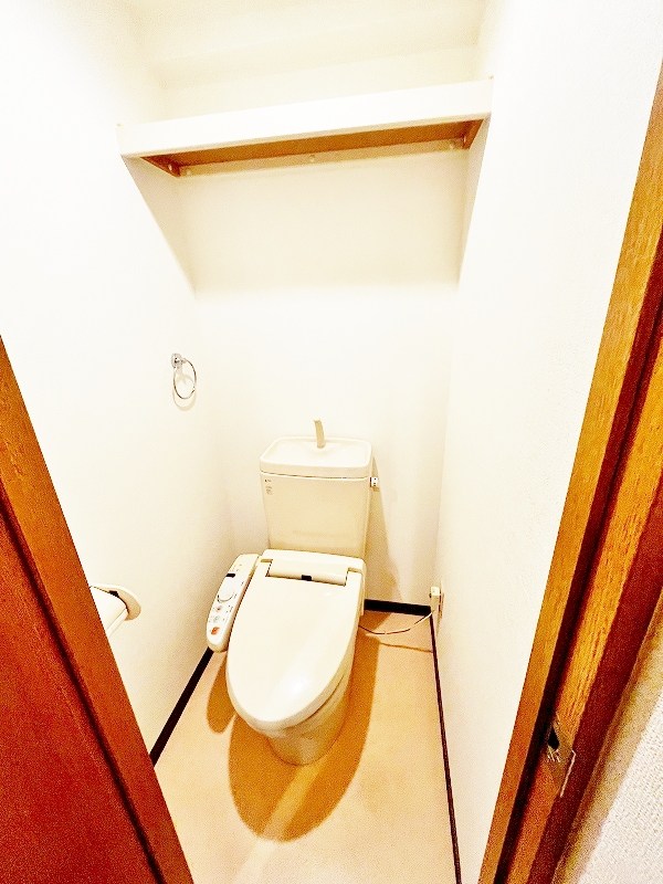 トイレ　★温水洗浄便座トイレ★