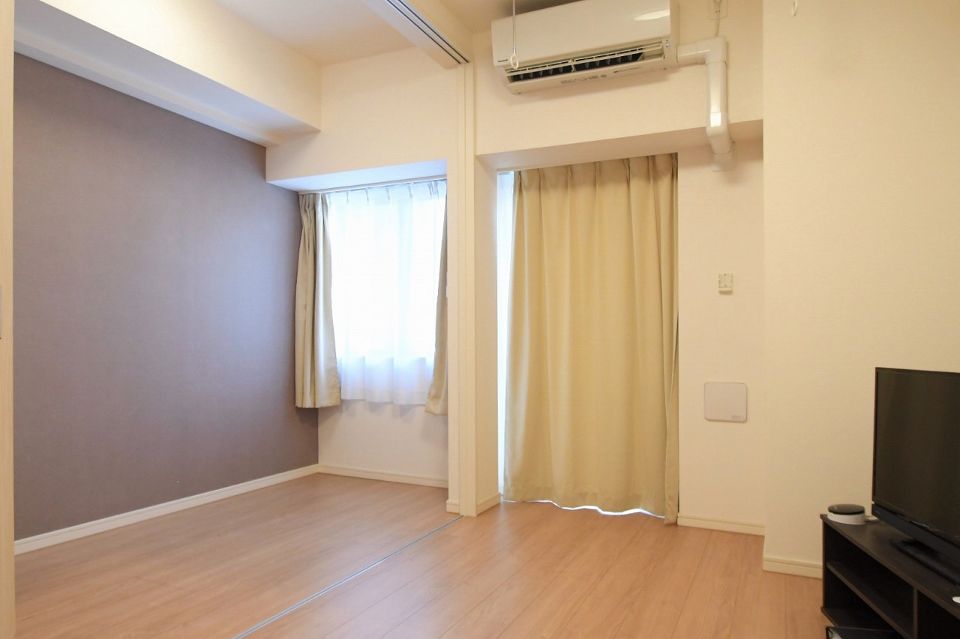 居室・リビング　アクセントクロスを採用しています。