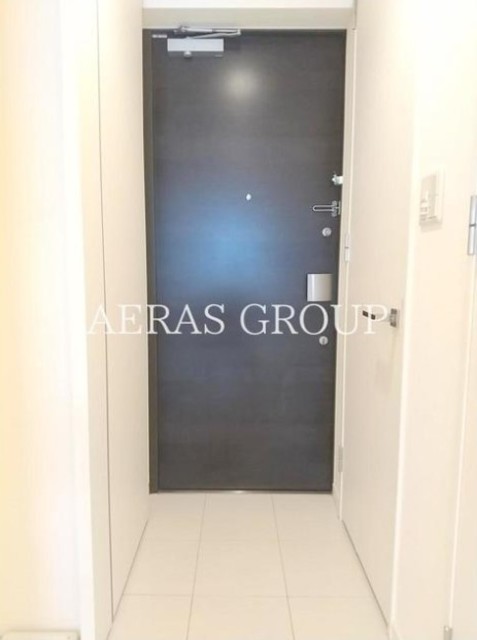 玄関　同仕様タイプ