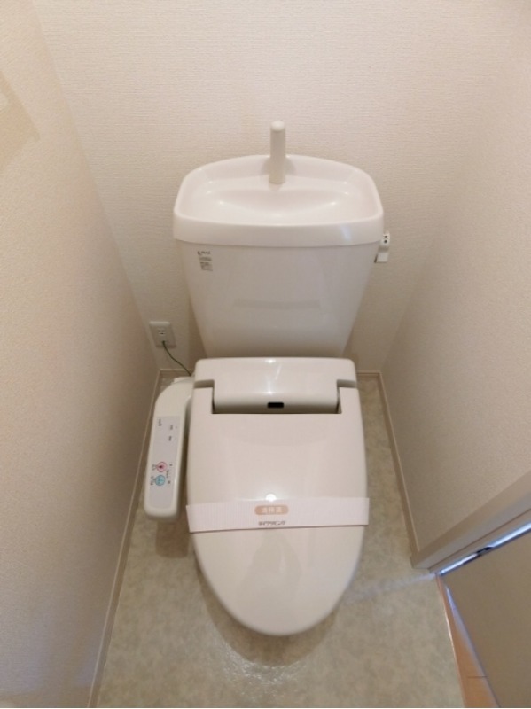 トイレ　図面と現状に相違がある場合には現状を優先