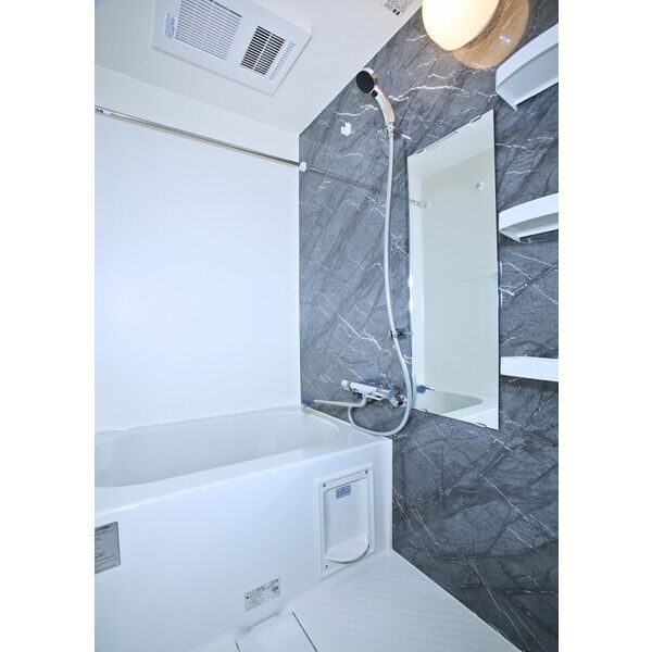 バス・シャワールーム　別室の参考写真です。※現況優先