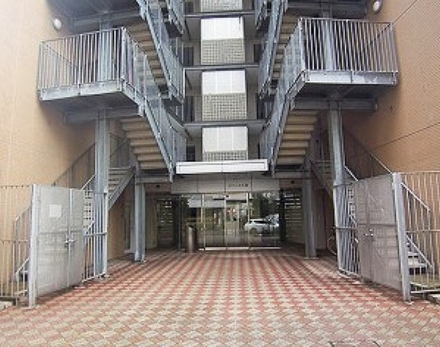 エントランス　エントランス