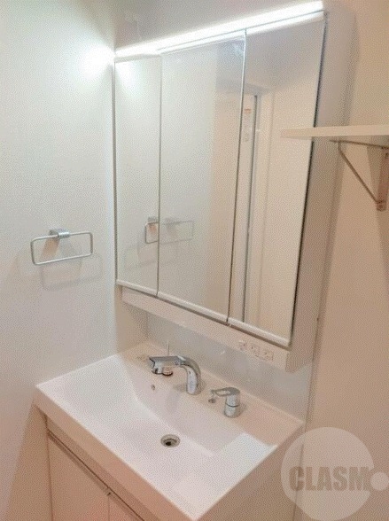 洗面設備　独立洗面化粧台