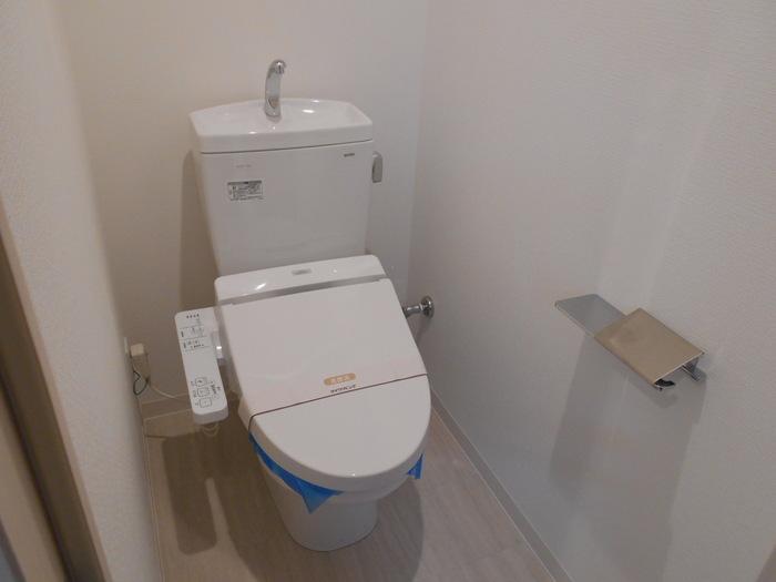 トイレ　トイレ