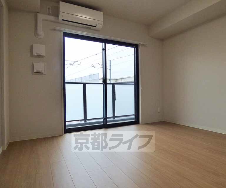 居室・リビング　ＪＲ沿線・徒歩５分