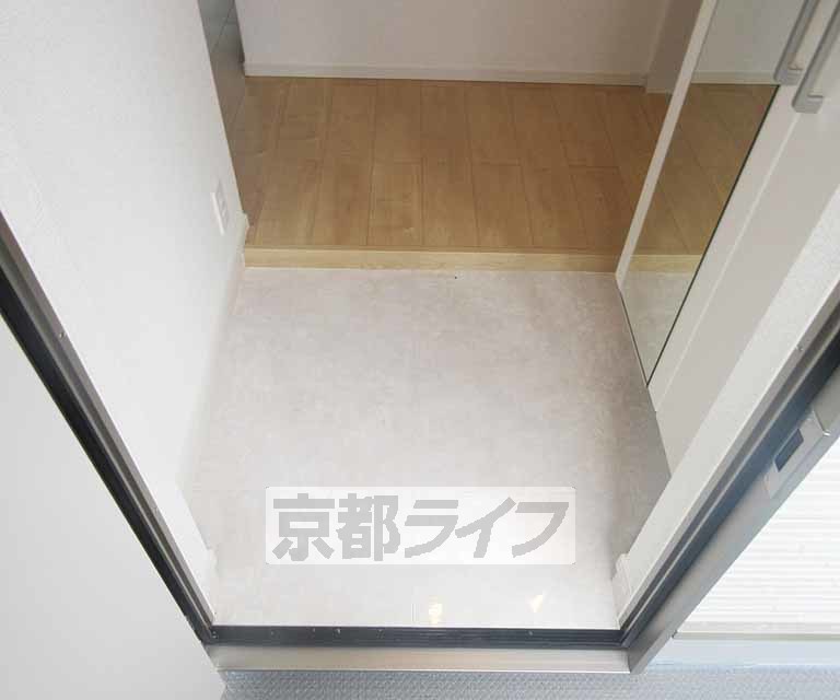 玄関　段差が少ない玄関です