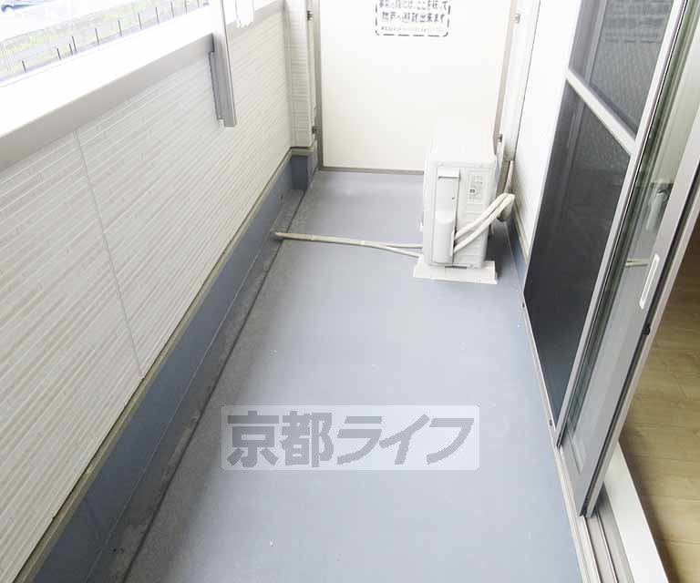 バルコニー　広めのバルコニー