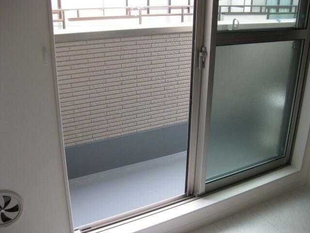 バルコニー　※他号室参考写真