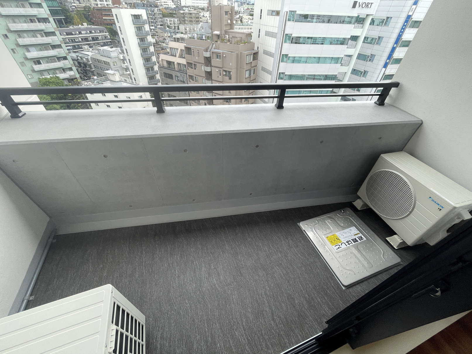 バルコニー　※同物件別号室の参考写真です。