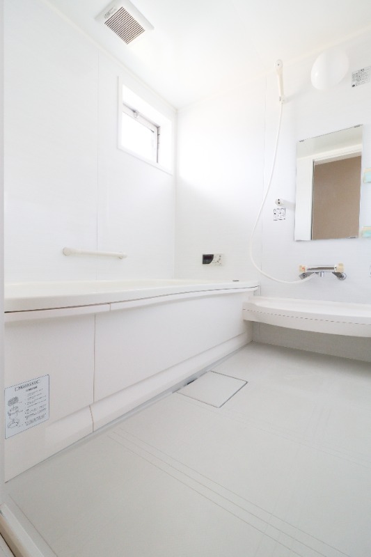 バス・シャワールーム　図面と現状に相違がある場合には現状を優先