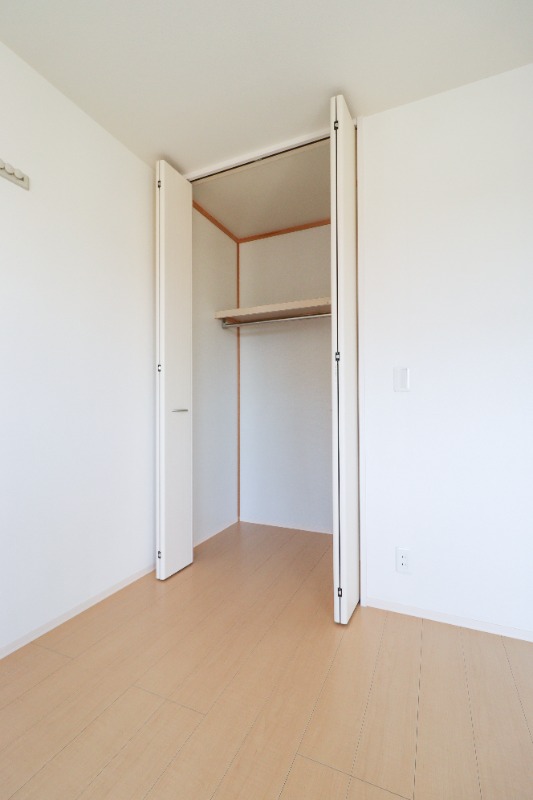 収納　図面と現状に相違がある場合には現状を優先