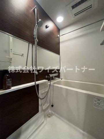 バス・シャワールーム　※同型タイプの為、現状優先