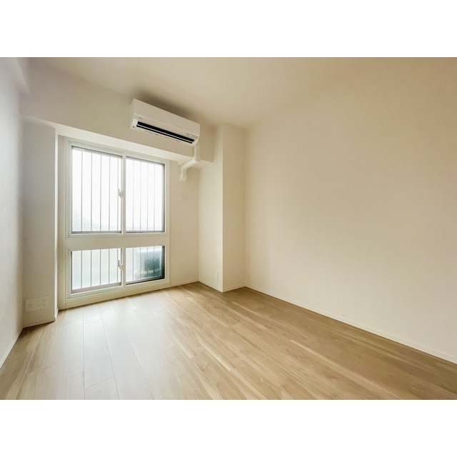 居室・リビング　寝室(1)　６．０帖