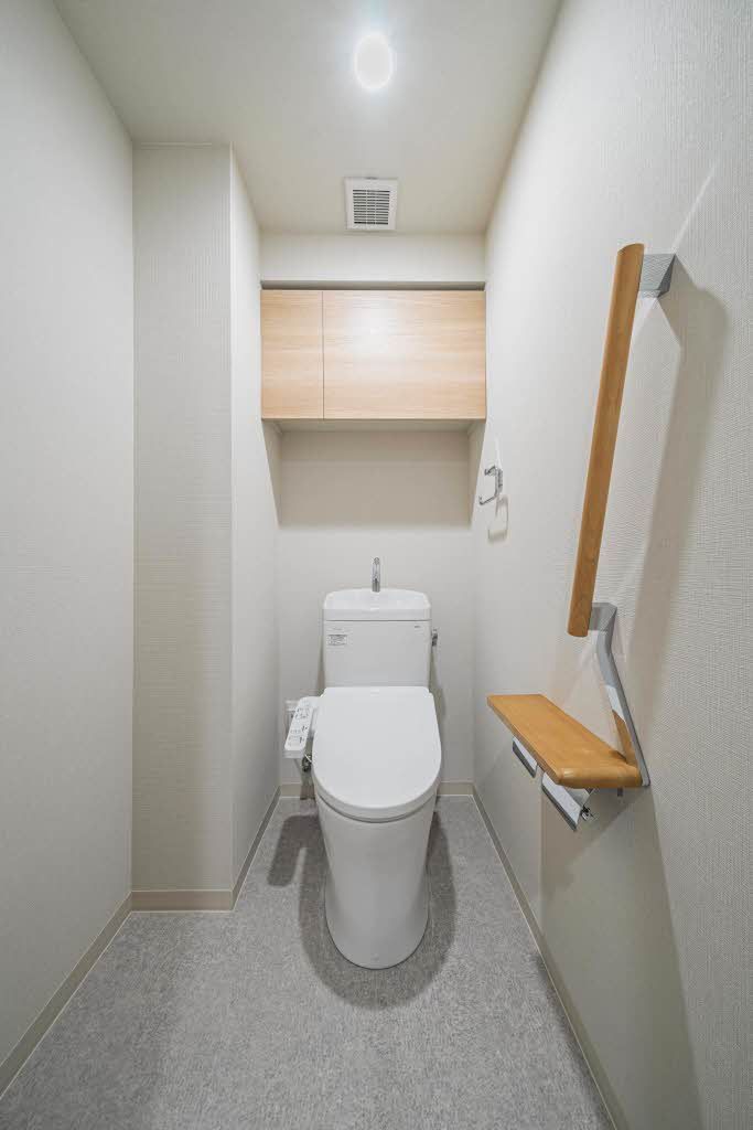 トイレ　トイレ