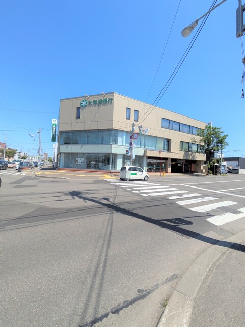 銀行　北海道銀行美香保支店（銀行）まで190m