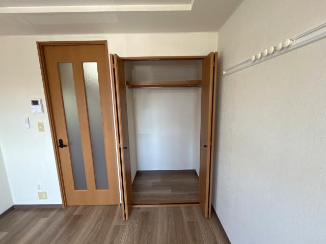 収納　洋室収納