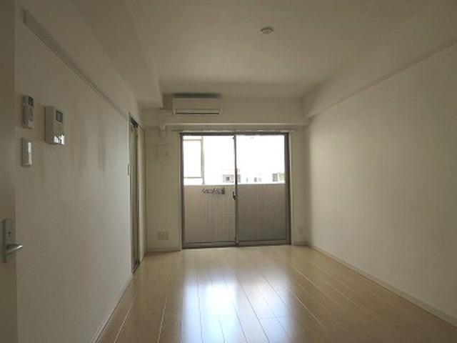 居室・リビング　★洋室８，１帖★